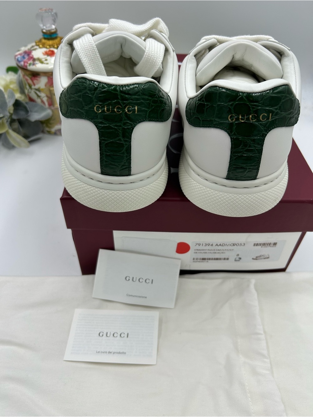 Men's Gucci ACE size 8 fits 9 US Leather sneakers with Green & Red Web Stripe - Picture 7 of 10